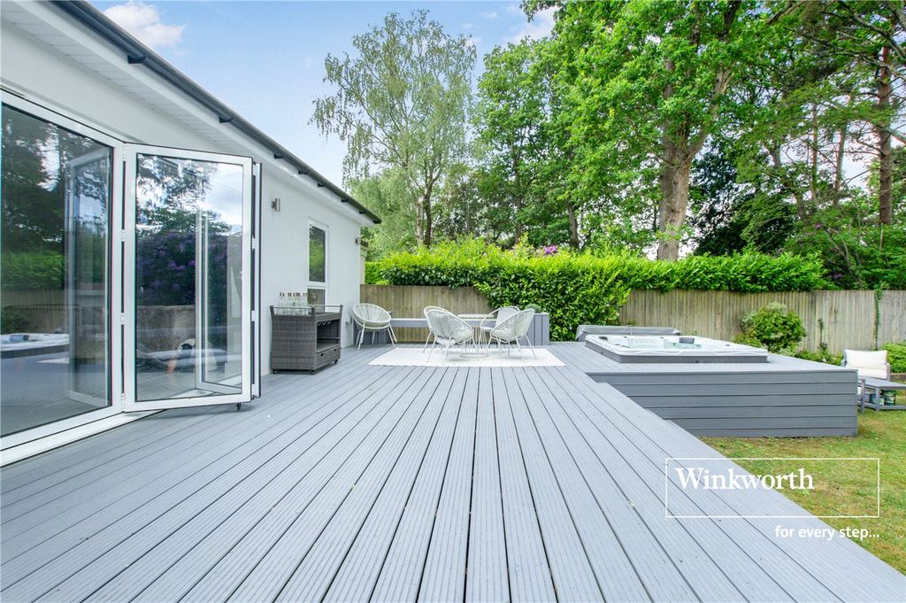 Additional image 23 of 4 bed bungalow for saleBeaufoys Avenue, Ferndown, Dorset BH22