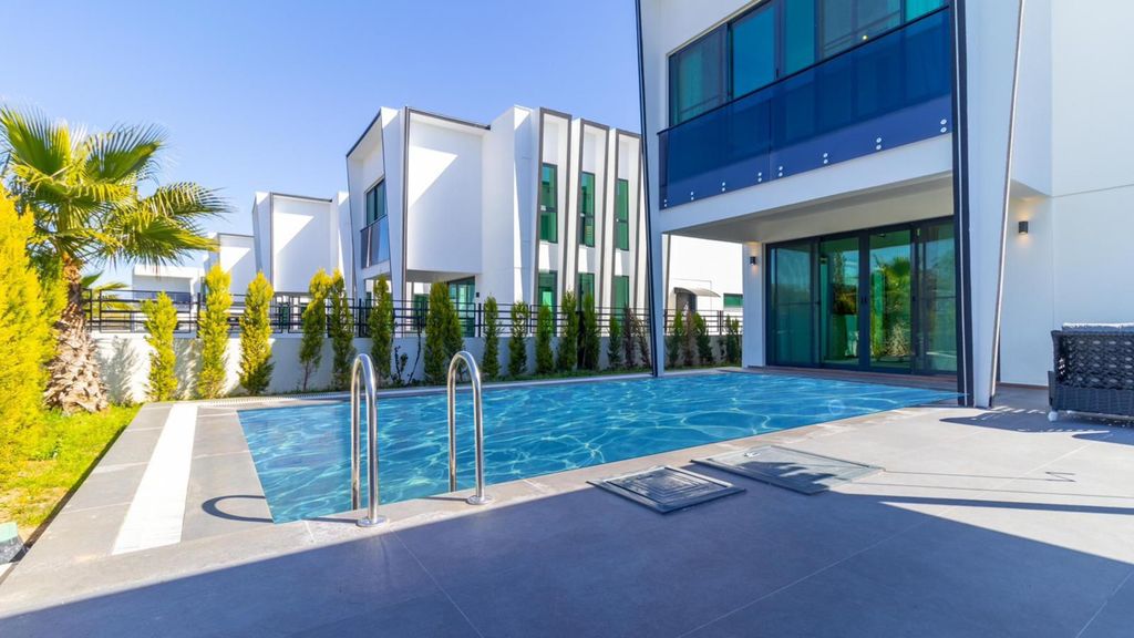 Property photo 2 of 17 Upscale Villa For Sale In Belek, Antalya - Private Pool And Terraces