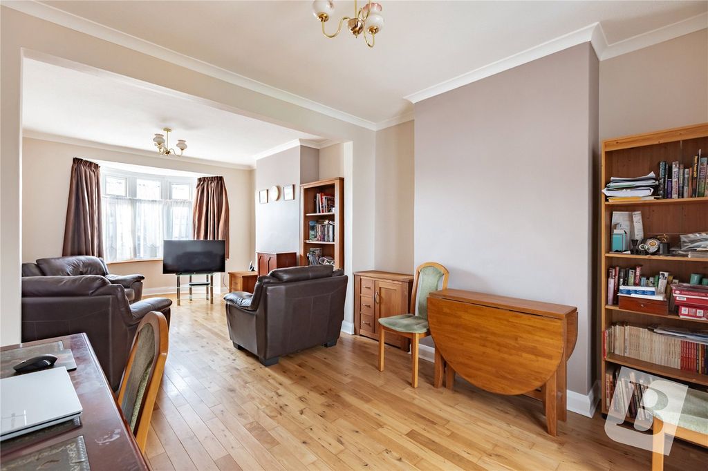 Property photo 1 of 11 Lounge/Diner