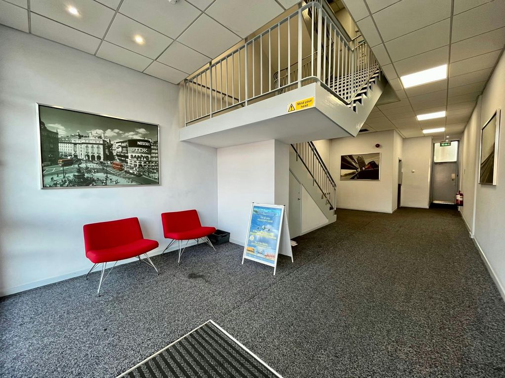 Property photo 3 of 6 Pic4.Jpg