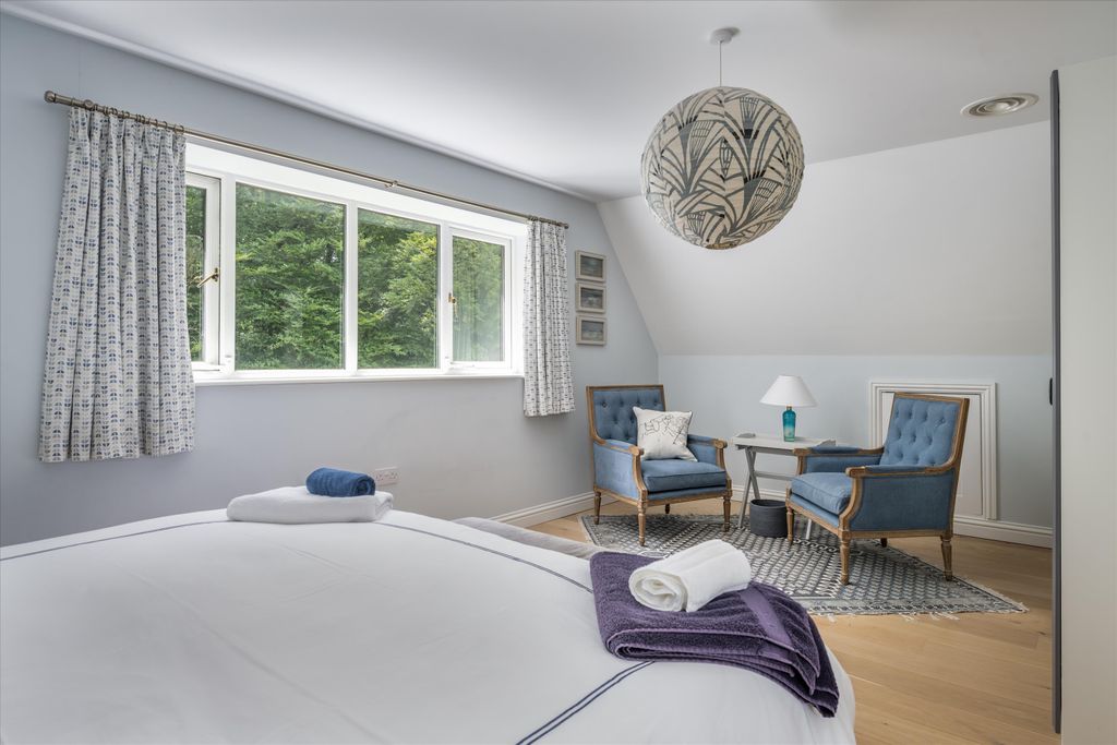 Additional image 24 of 8 bed detached house for saleLondon Road, Petersfield, Hampshire GU31