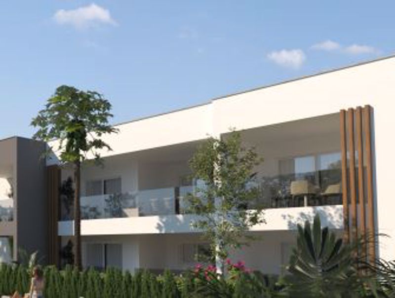 Property photo 2 of 13 Balconies - Artist