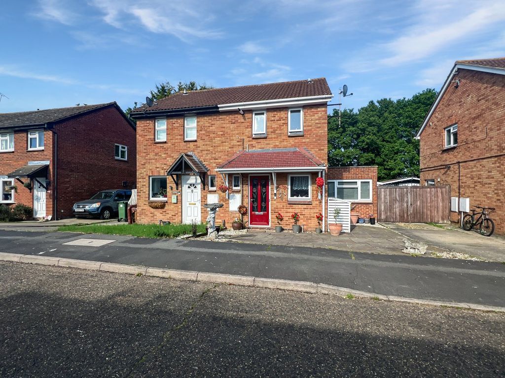 Property photo 1 of 12