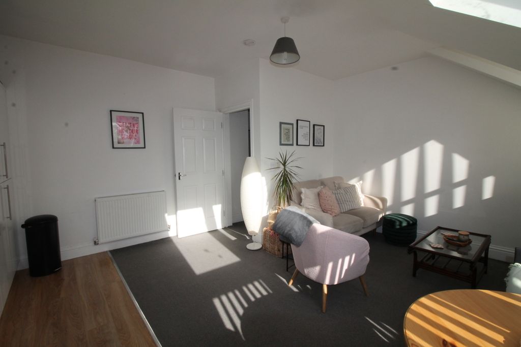 Property photo 3 of 8 Img_8693