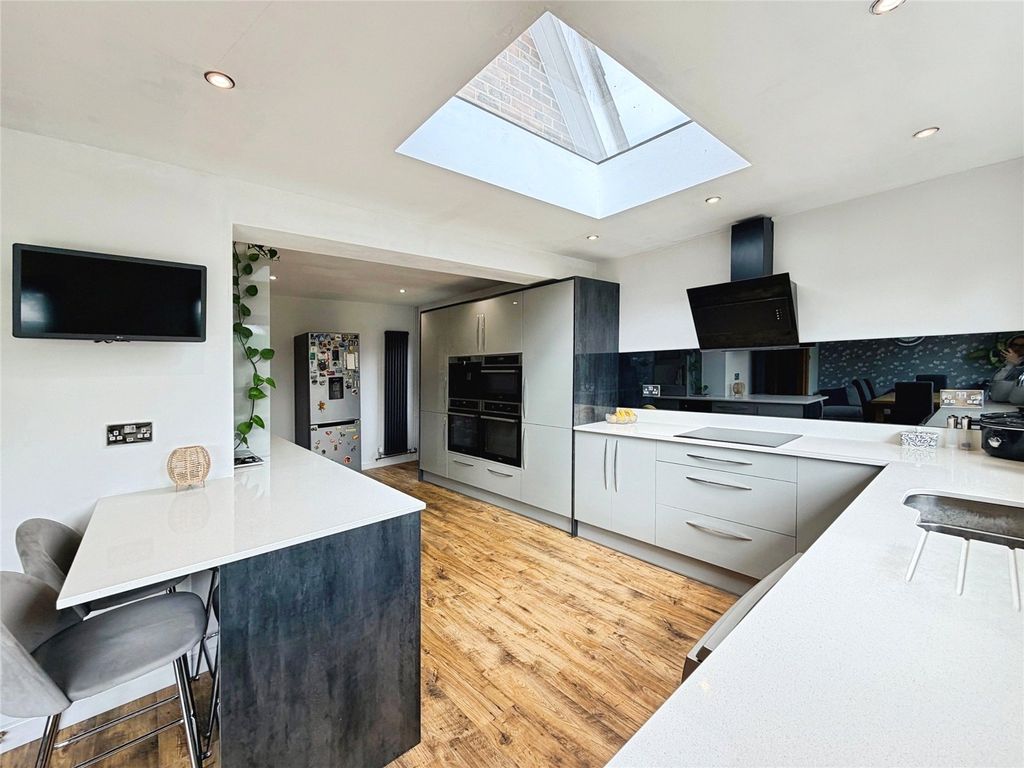 Property photo 2 of 27 Picture No. 27