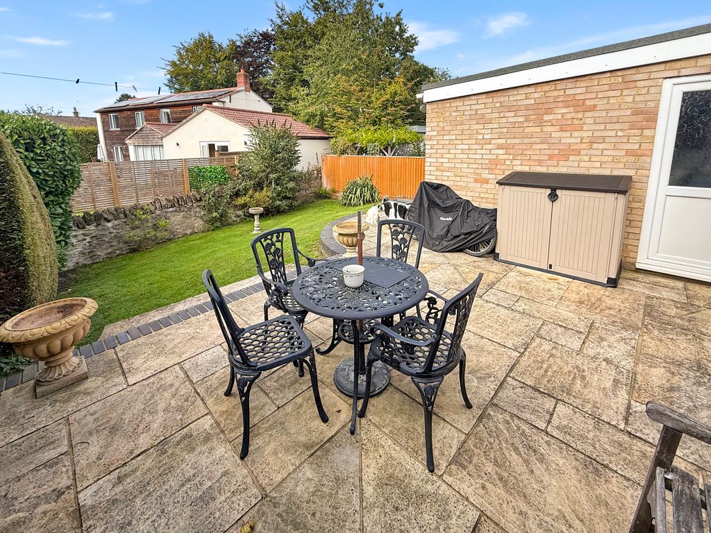 Property photo 2 of 10