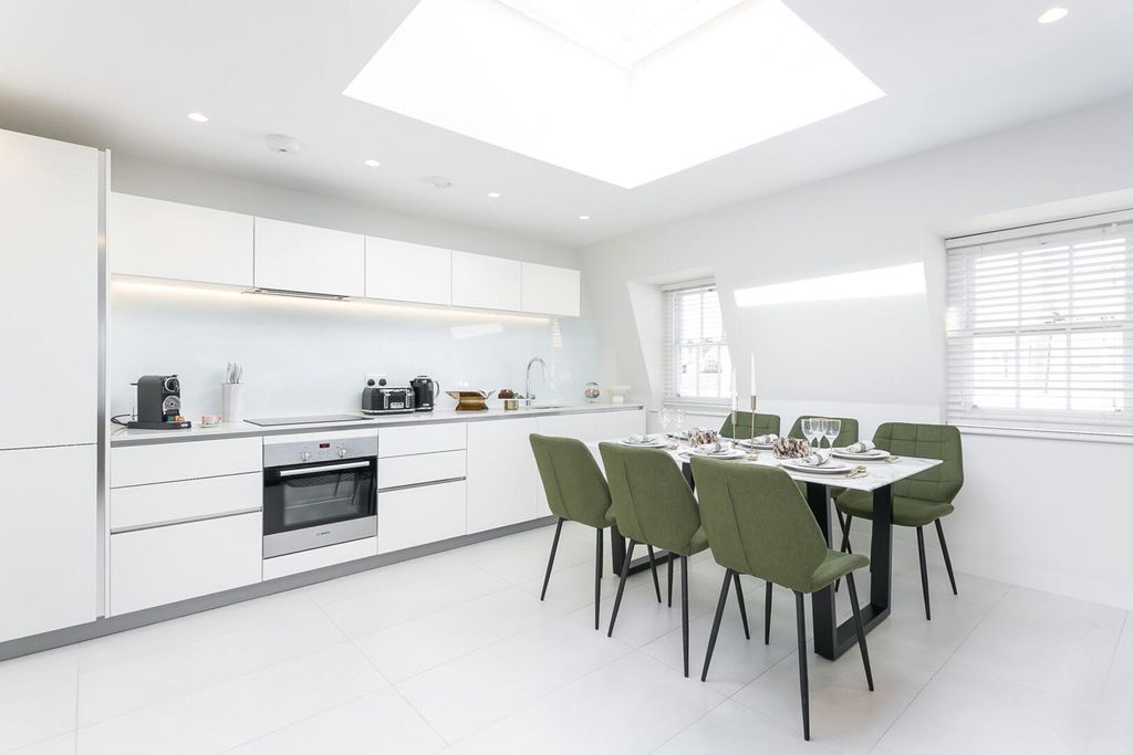 Property photo 1 of 12 Kitchen