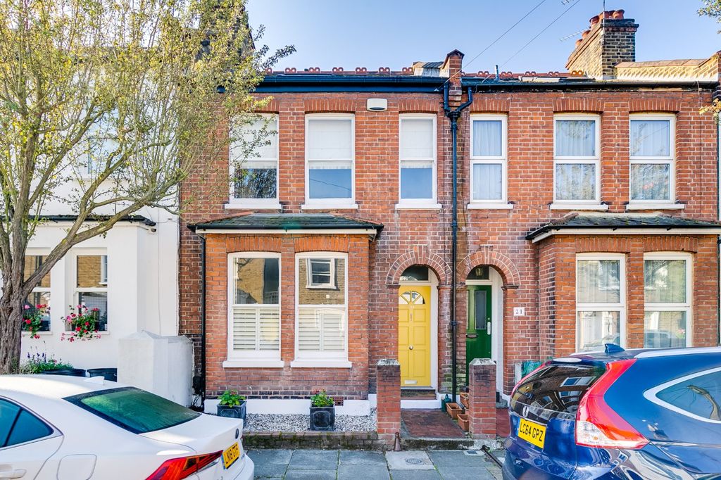 Property photo 3 of 8