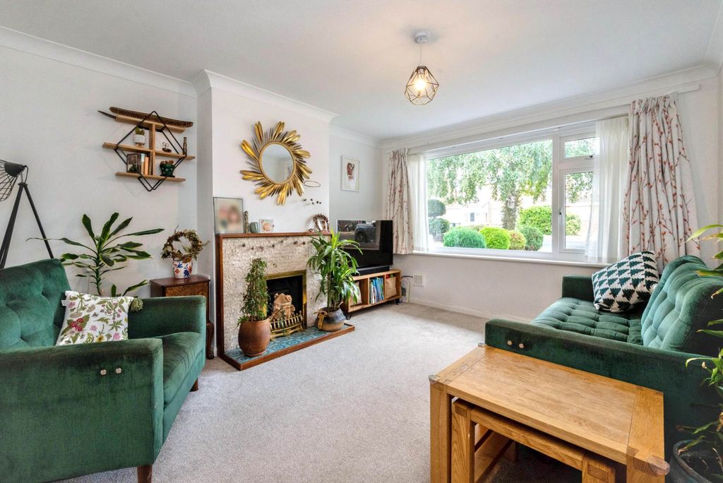 Property photo 3 of 19