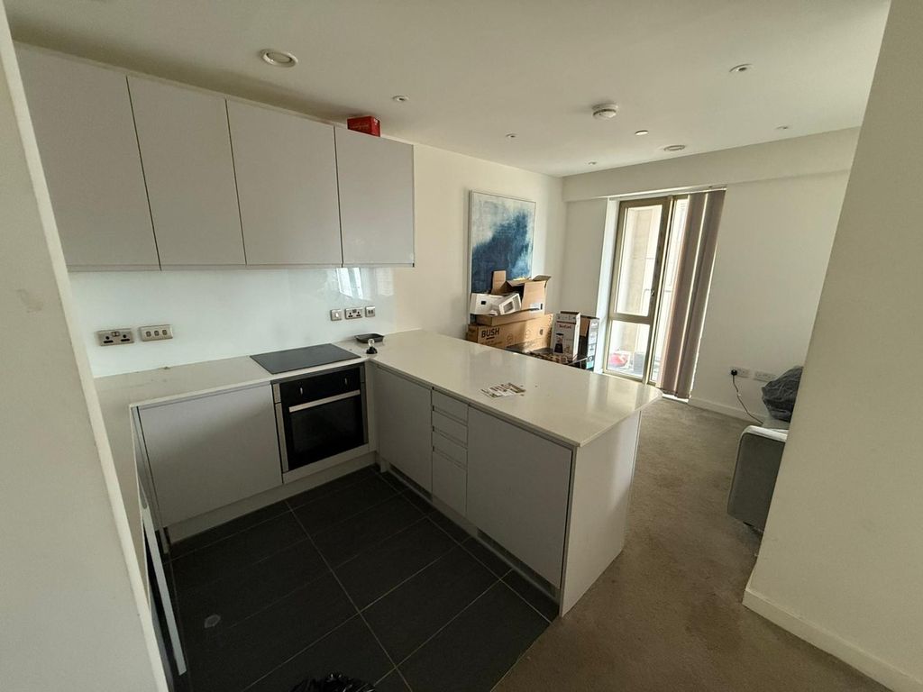 Property photo 3 of 5