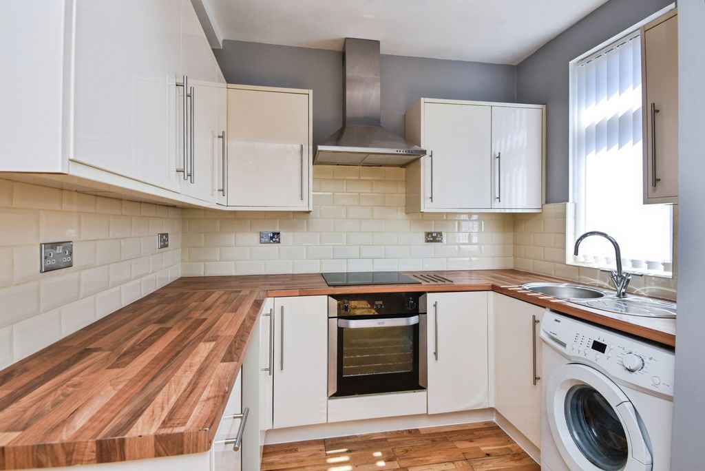 Property photo 3 of 20 Pbox-Img.Jpg