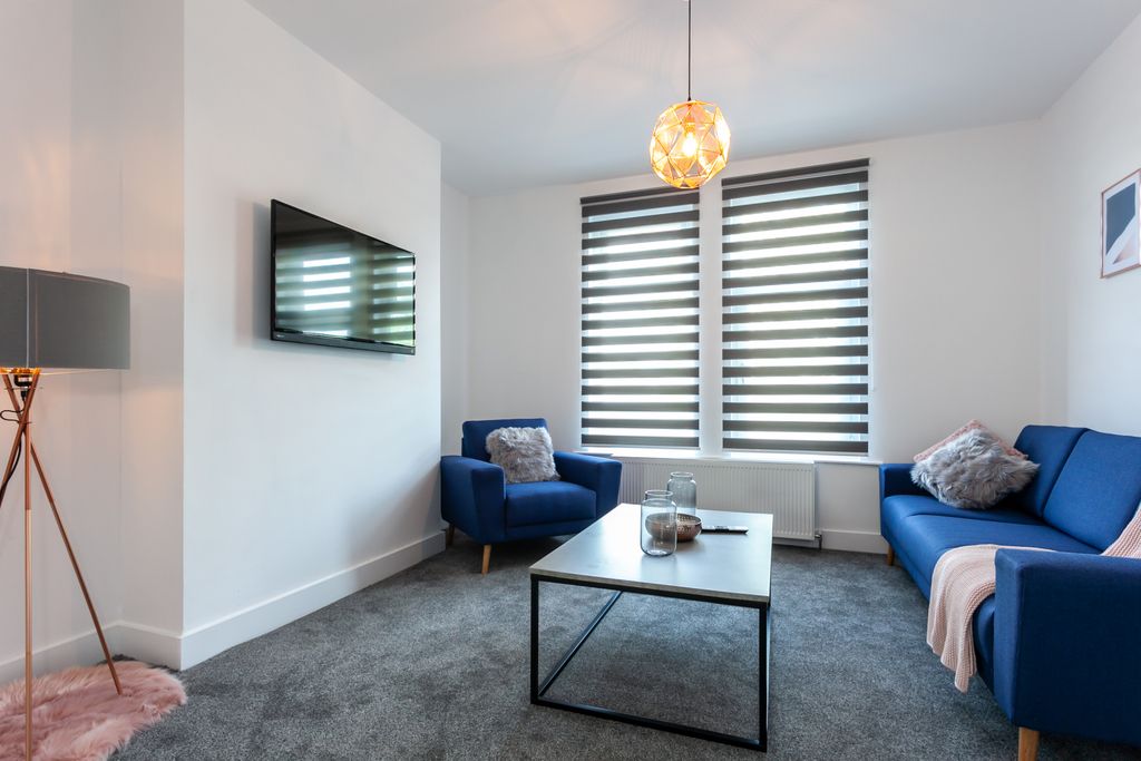 Property photo 2 of 4 Gallery