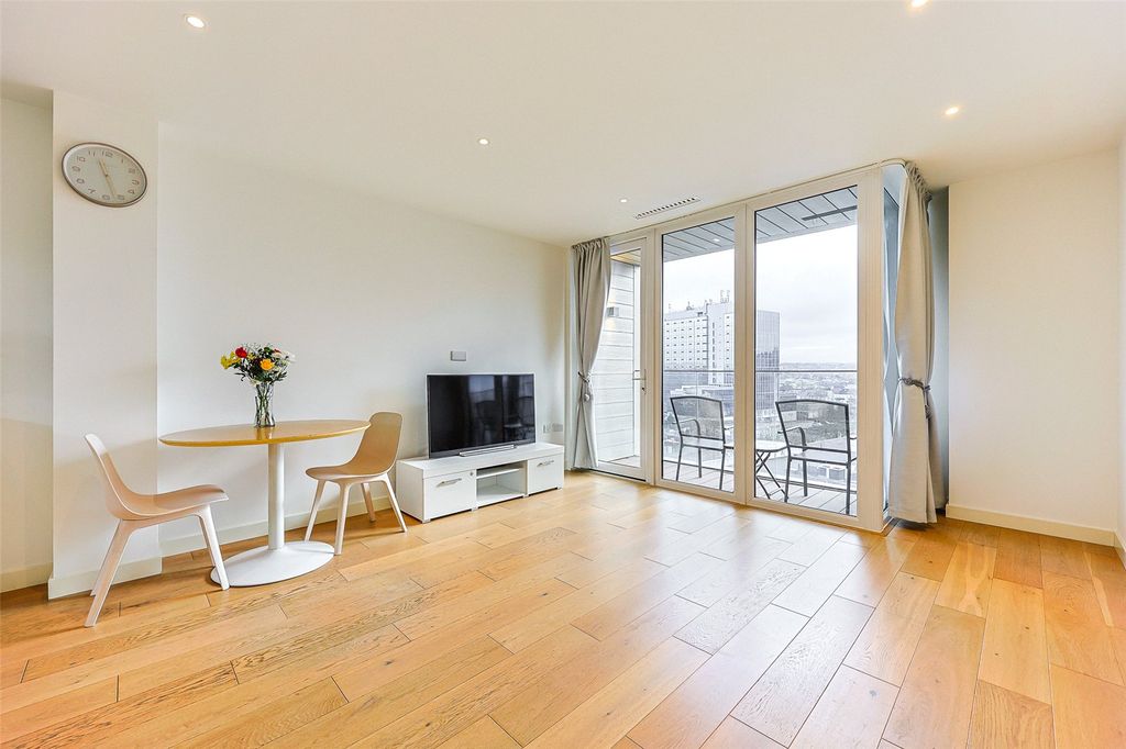 Property photo 3 of 11 Picture No. 07