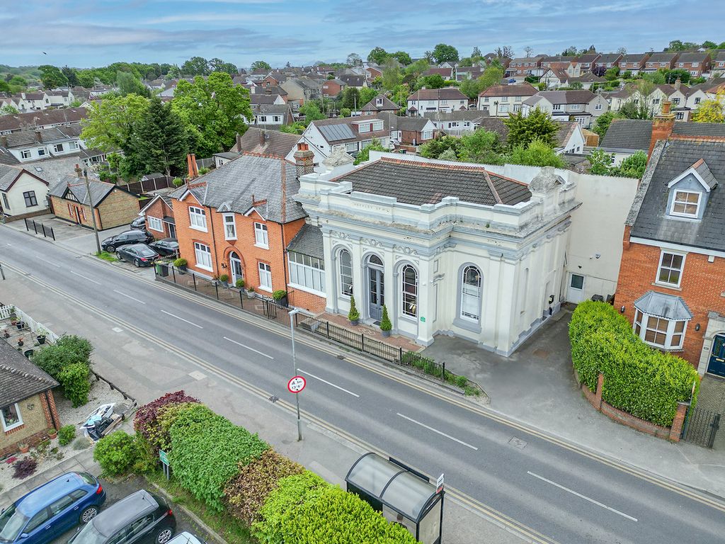 Property photo 1 of 50