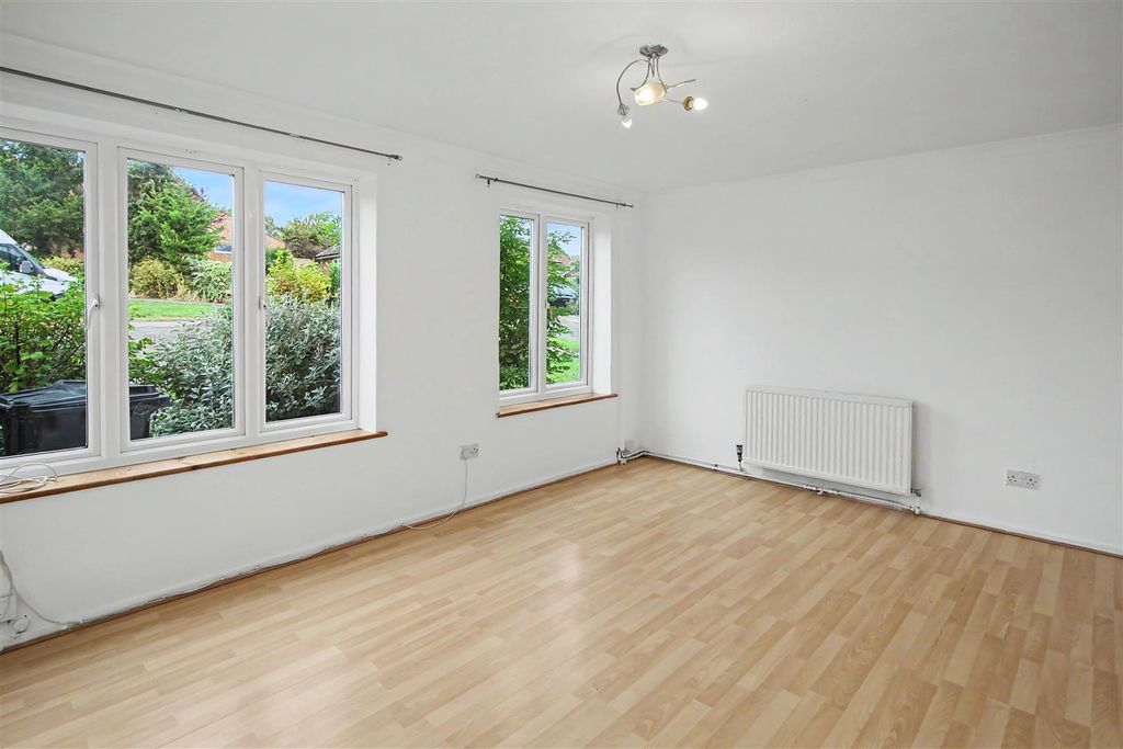 Property photo 3 of 17 Img_9437.Jpg