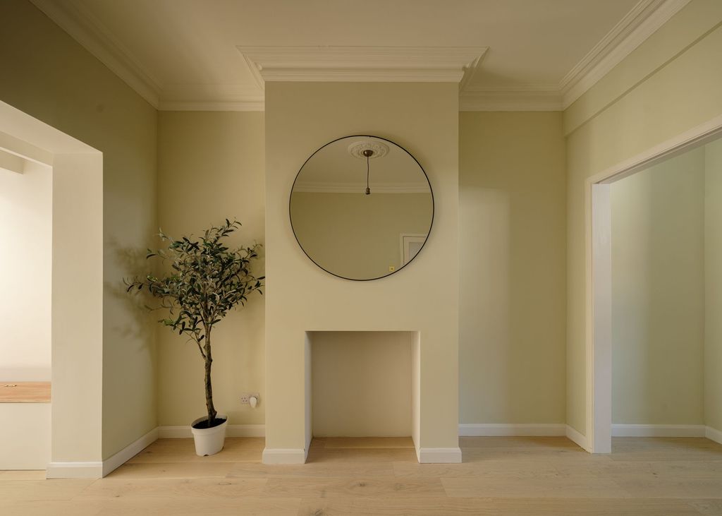 Property photo 2 of 51