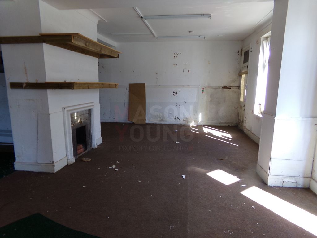 Property photo 3 of 4