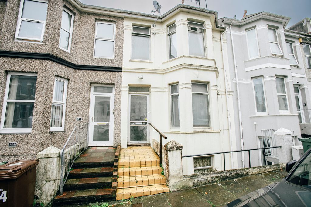 Property photo 1 of 21