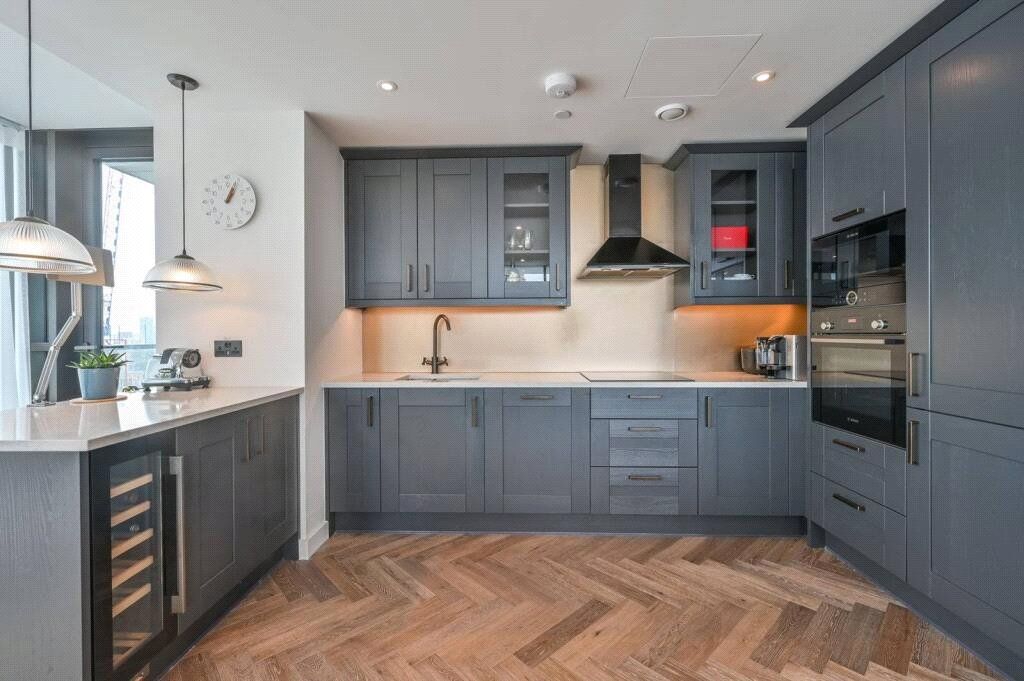 Property photo 3 of 16 Picture No. 01