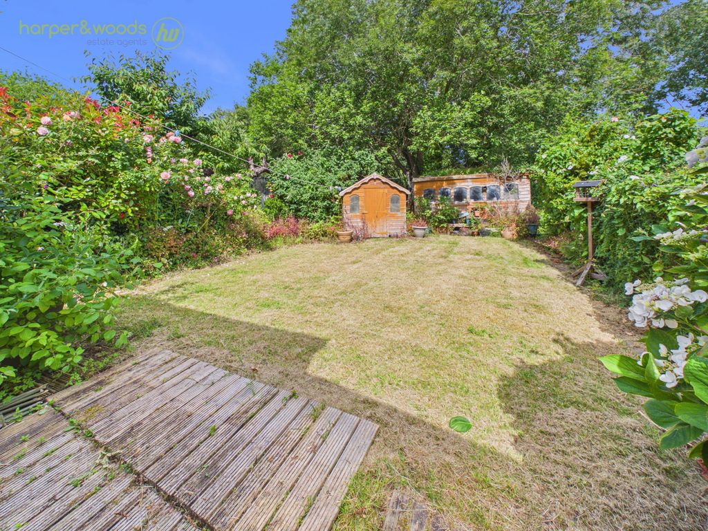 Property photo 3 of 32