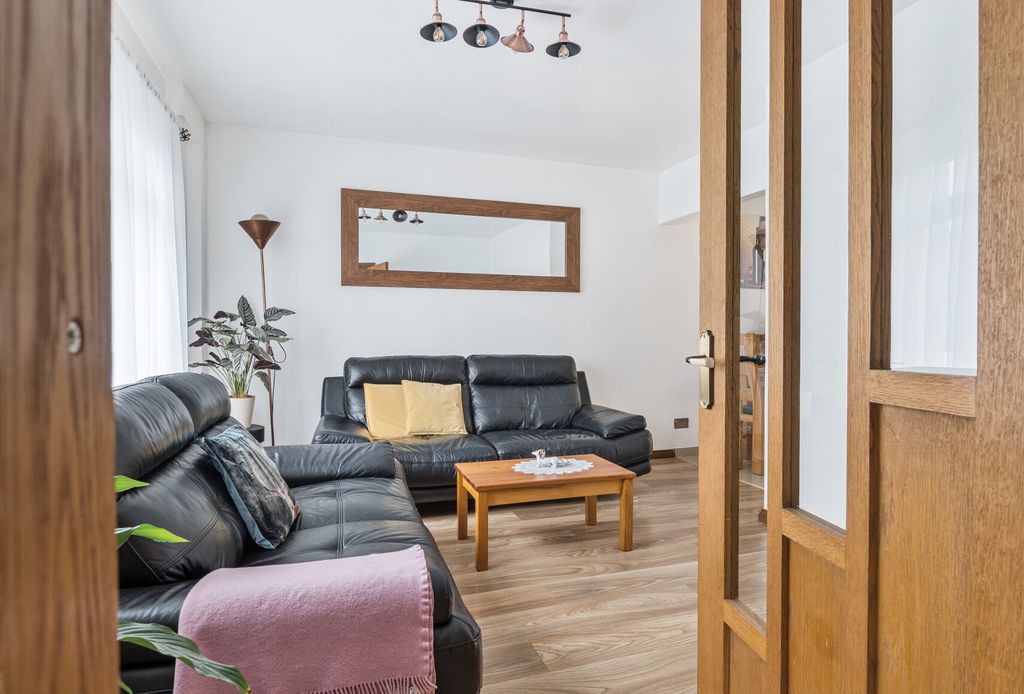 Property photo 1 of 19 1423493-13-69Ae88...