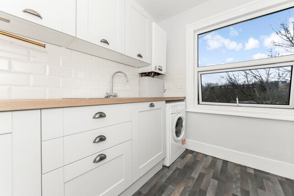 Property photo 3 of 13 Photo 3