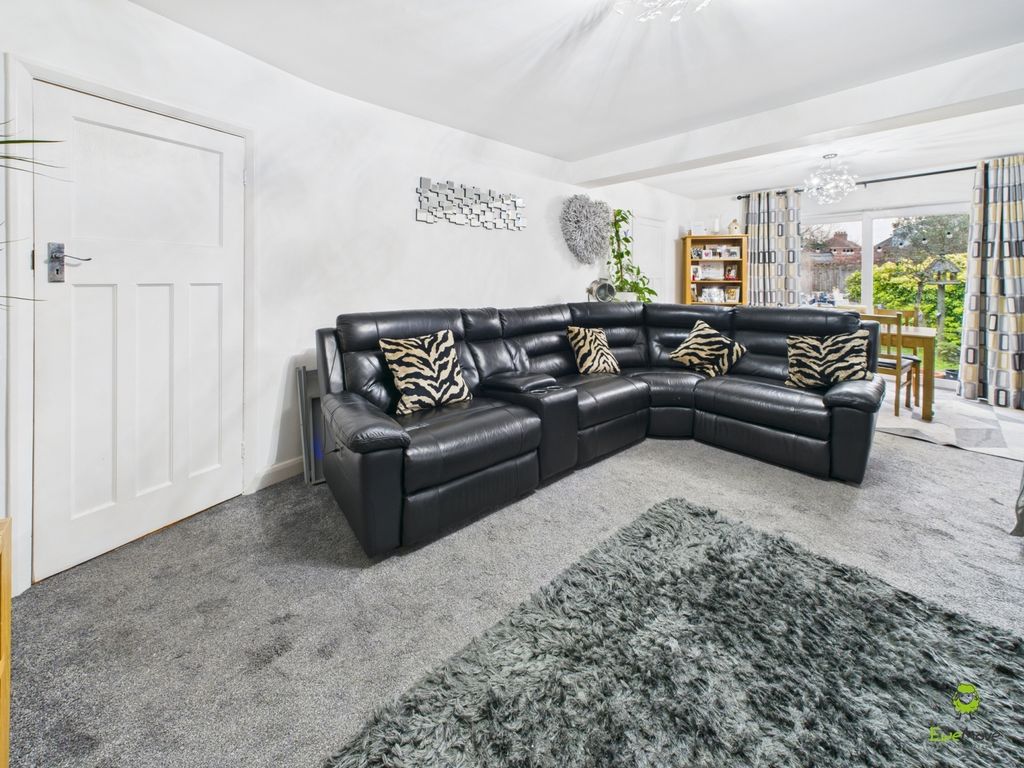 Property photo 3 of 17 Presented By Clinton At Ewemove Bexleyheath And Da