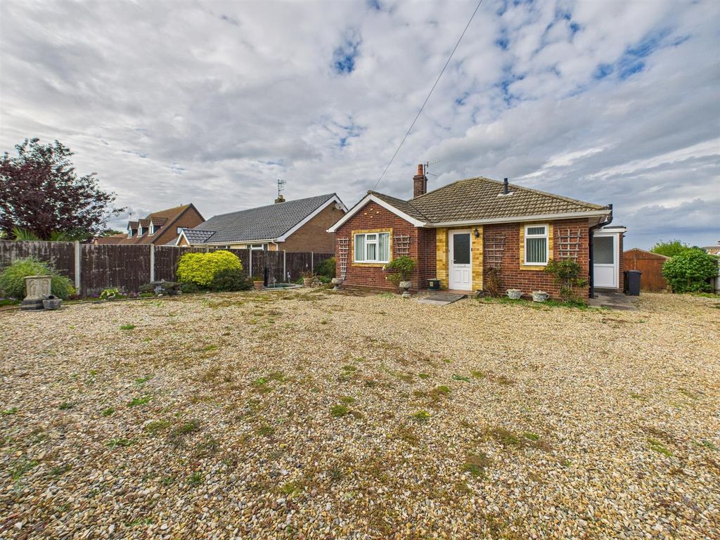 Property photo 1 of 14 Cam04116G0-Pr0250-Still015.Jpg