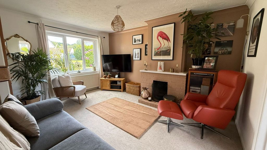 Property photo 2 of 15