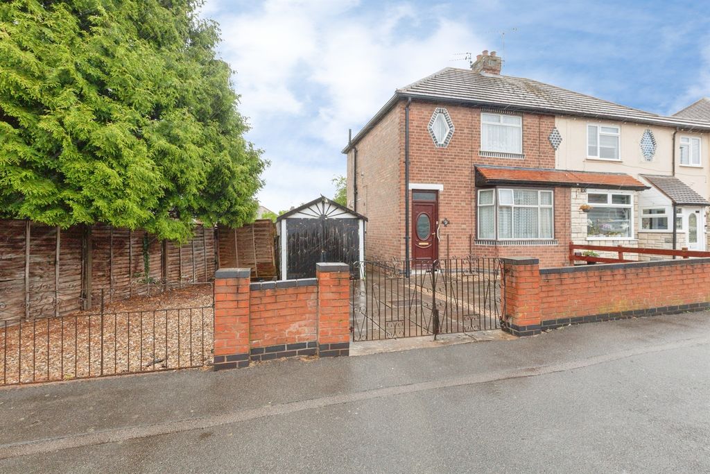 Property photo 2 of 19