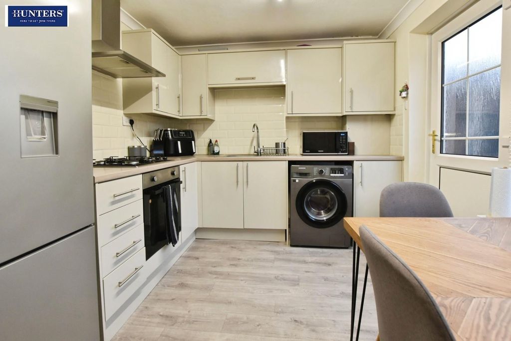 Property photo 3 of 15 Kitchen/Diner