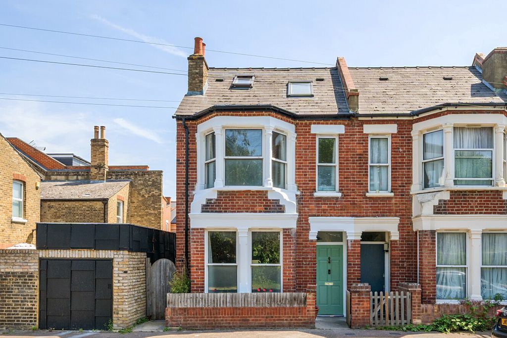 Property photo 1 of 17 1477660-15-6A3950...