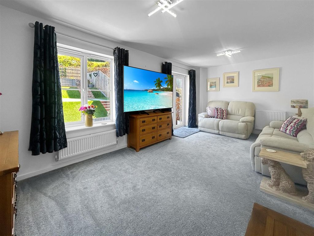 Property photo 2 of 15 Img_8379 (1).Jpg