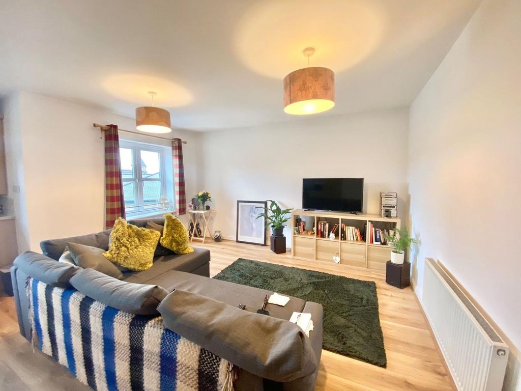 Property photo 3 of 12 Living Area