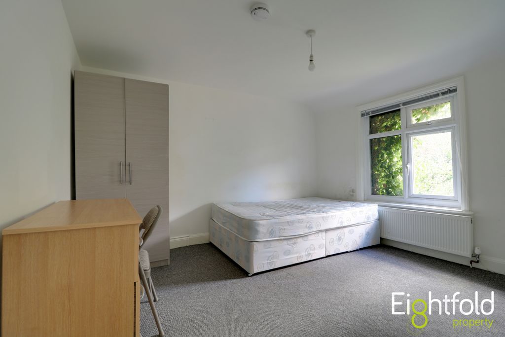 Property photo 3 of 14 Image