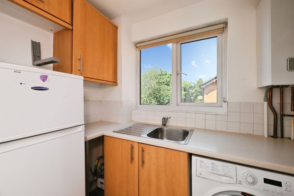 Property photo 3 of 18