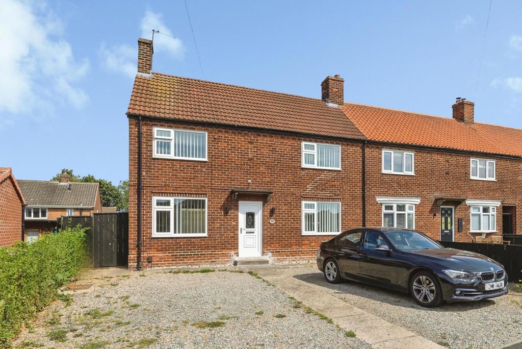 Property photo 1 of 16 Pbox-Img.Jpg