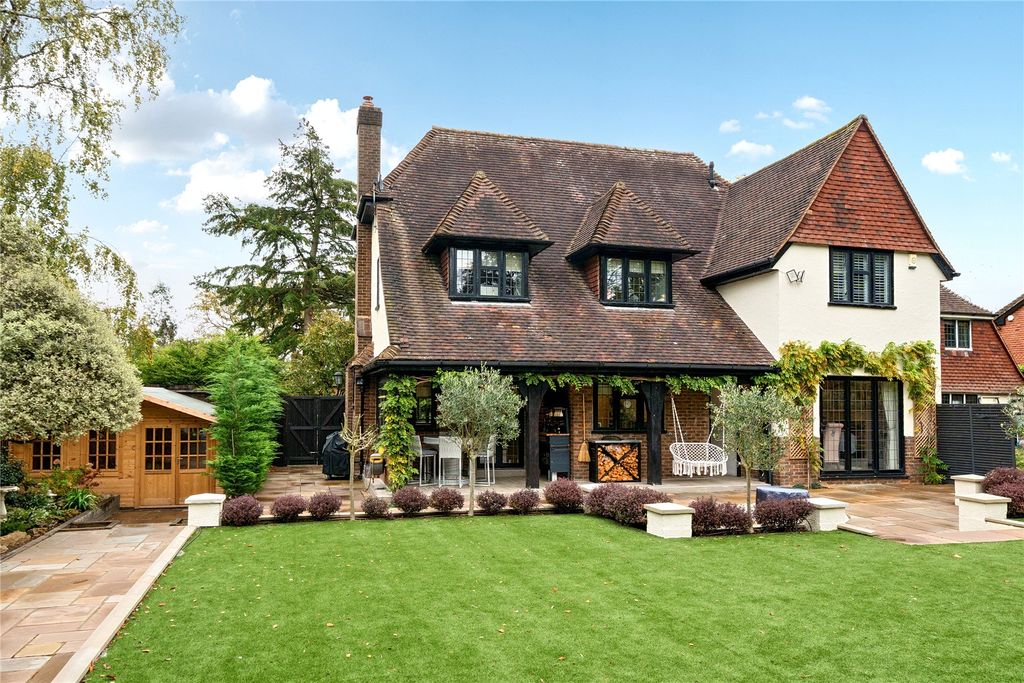 Property photo 2 of 44 Picture No. 38