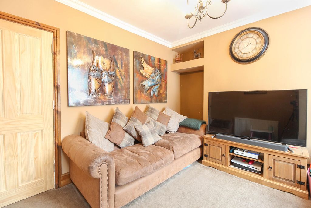 Property photo 3 of 15 Living Room