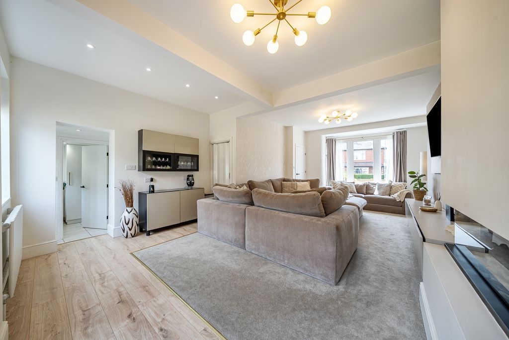 Property photo 3 of 14 1344302-7-68B05Cbea4043