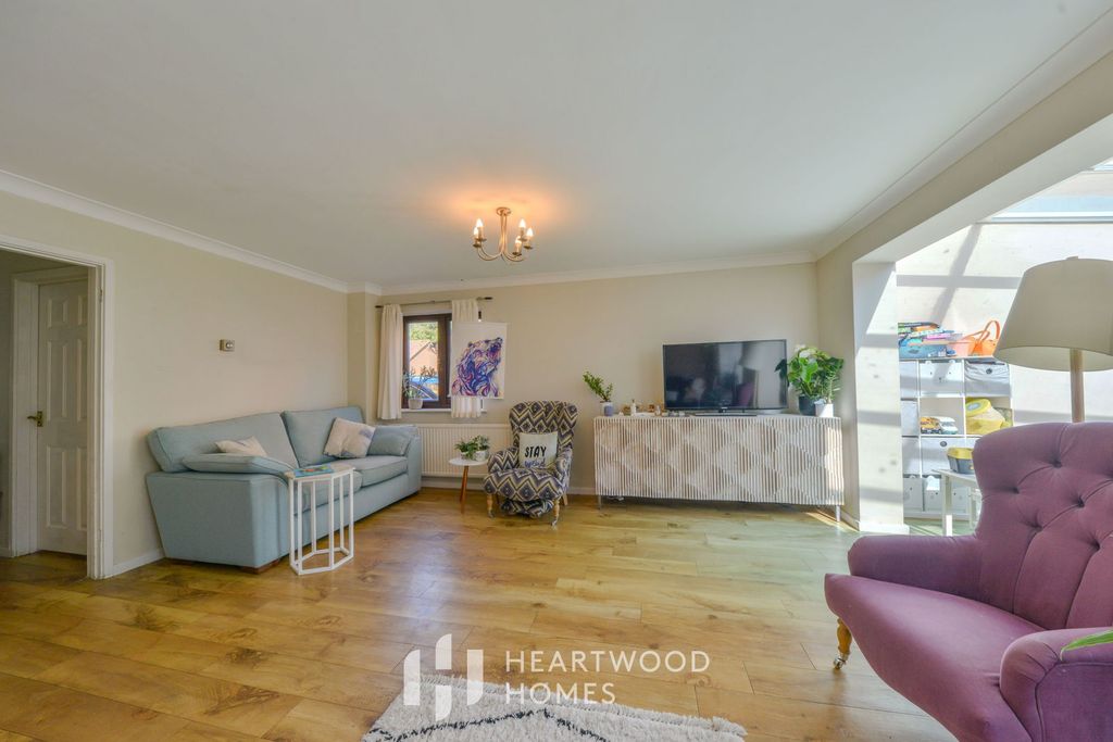 Property photo 2 of 15