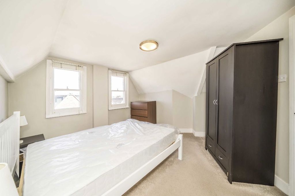 Property photo 3 of 3