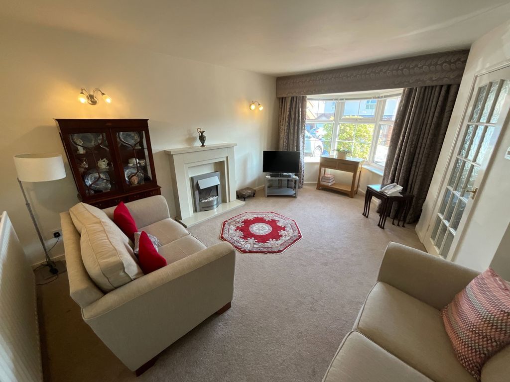 Property photo 2 of 14