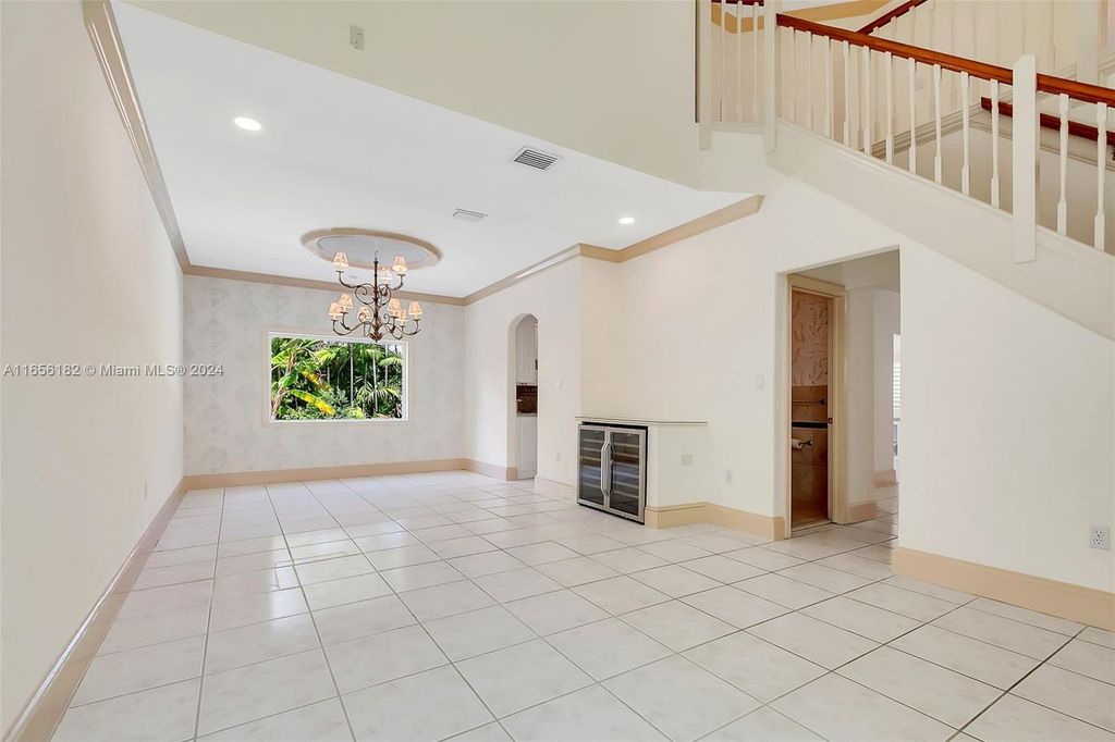 Property photo 2 of 33 <Alttext/>