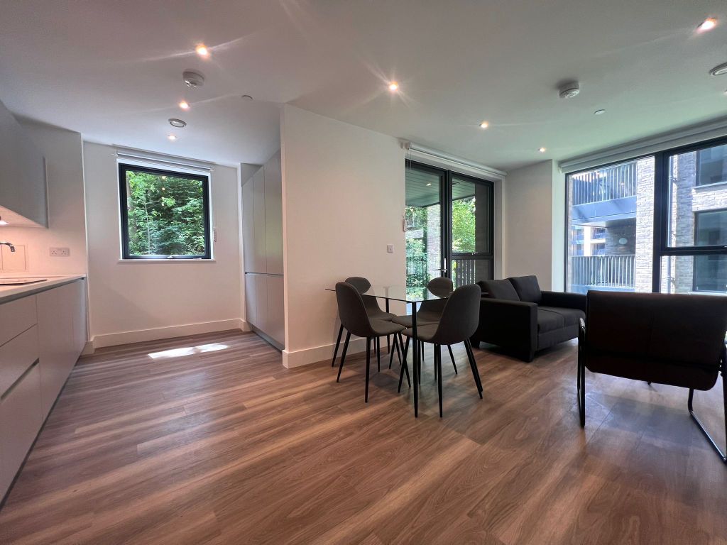 Property photo 3 of 12