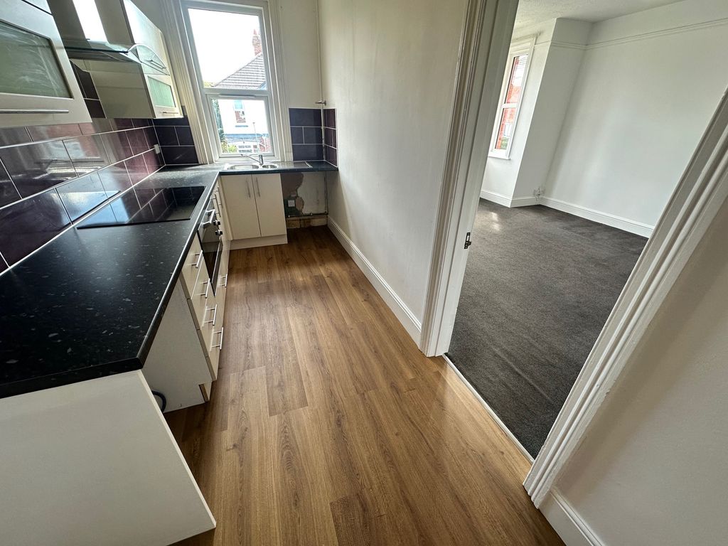 Property photo 3 of 16 Image