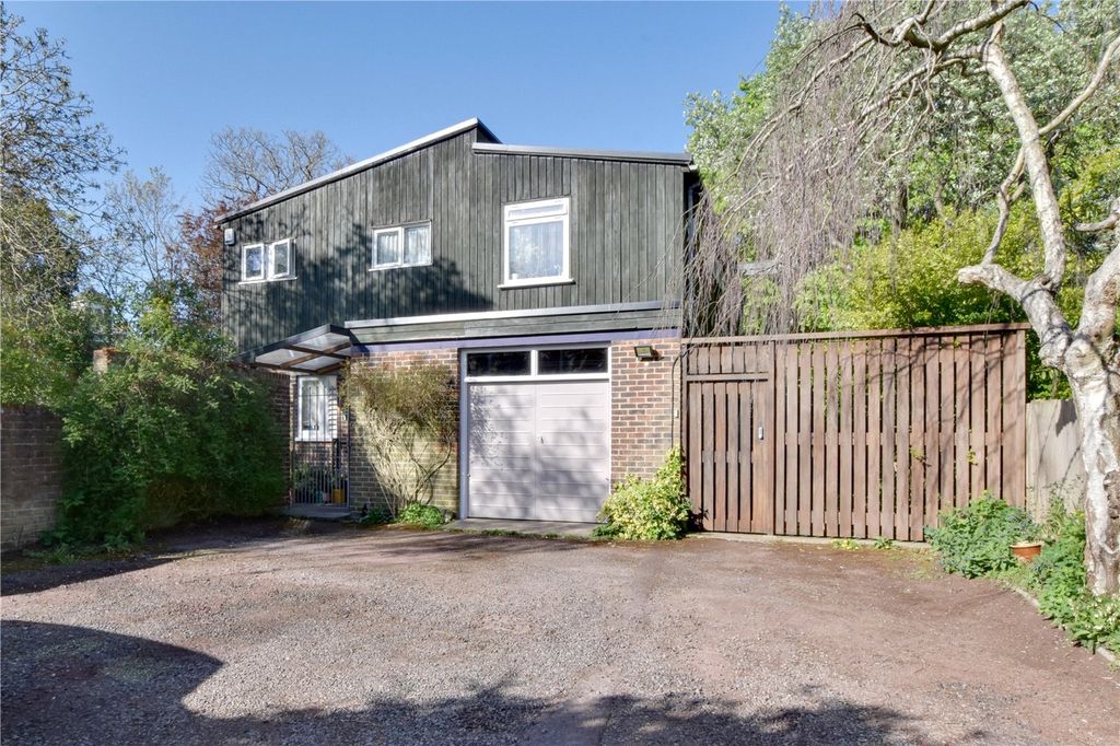 Property photo 1 of 29 Picture No. 16