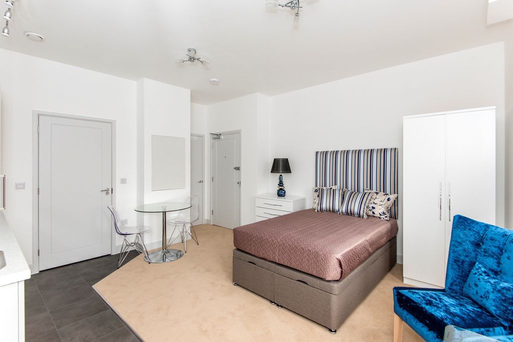 Property photo 2 of 7 Reception Room