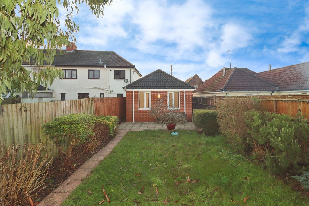 Property photo 2 of 14 Rear Garden