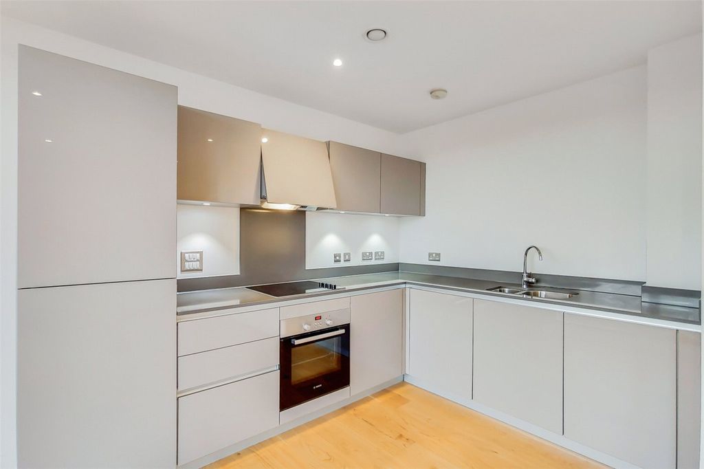 Property photo 3 of 10 Picture No. 08